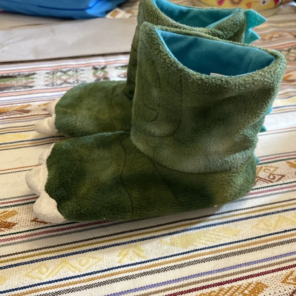 Green Dinosaur Slippers 2T-3T | Tall Ankle White Nails‎ | Play Creative Dress-up